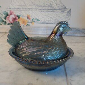 vintage iridescent blue carnival glass hen on nest